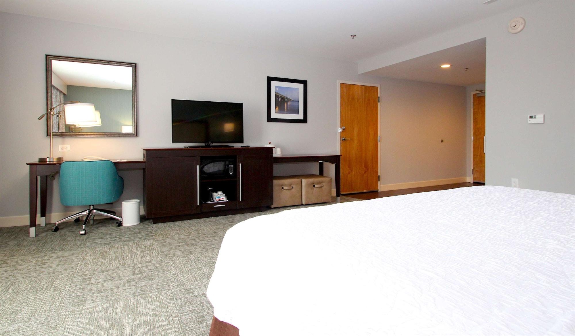 Hampton Inn- Suffolk Ngoại thất bức ảnh