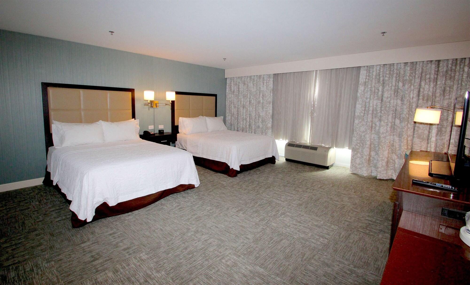 Hampton Inn- Suffolk Ngoại thất bức ảnh