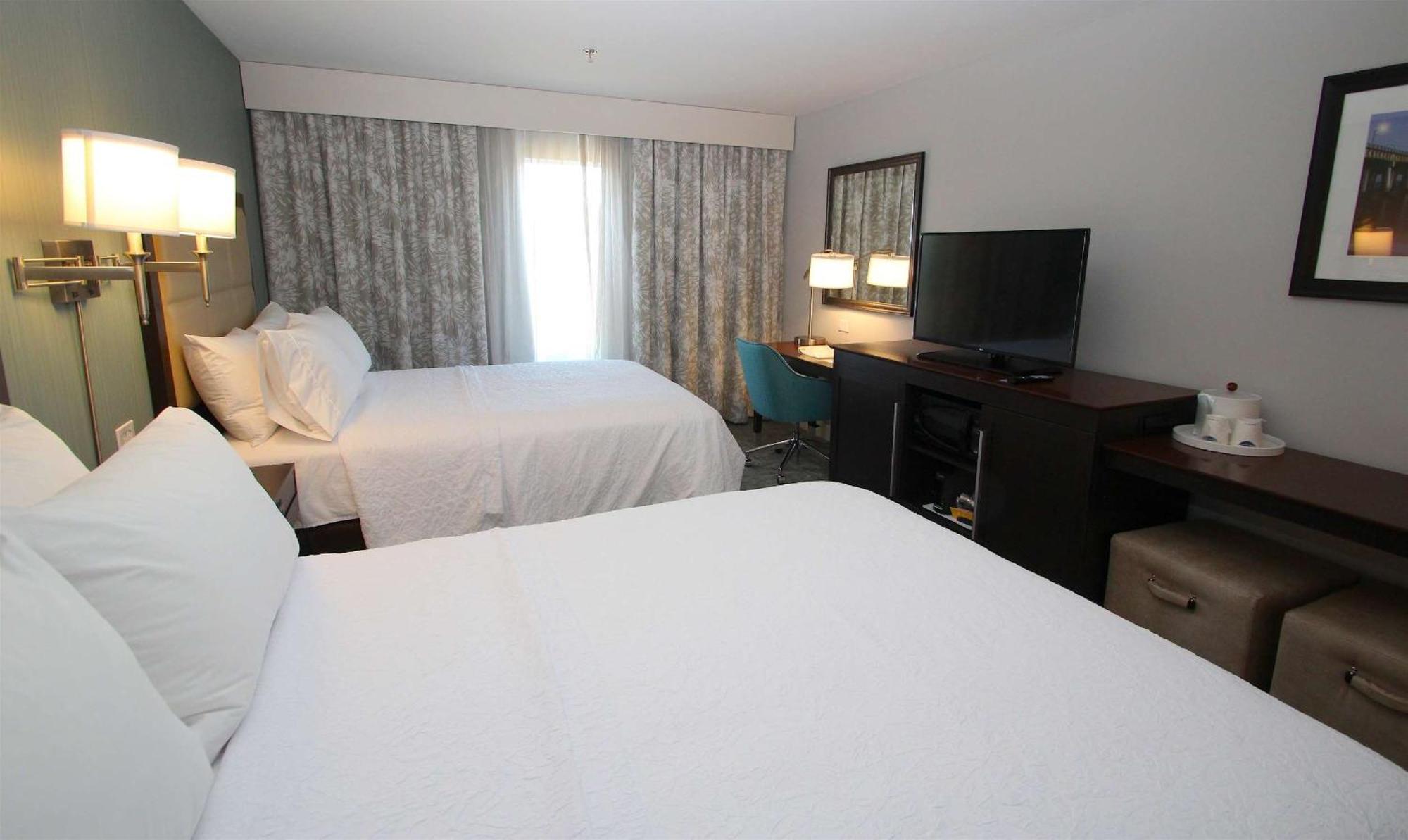 Hampton Inn- Suffolk Ngoại thất bức ảnh