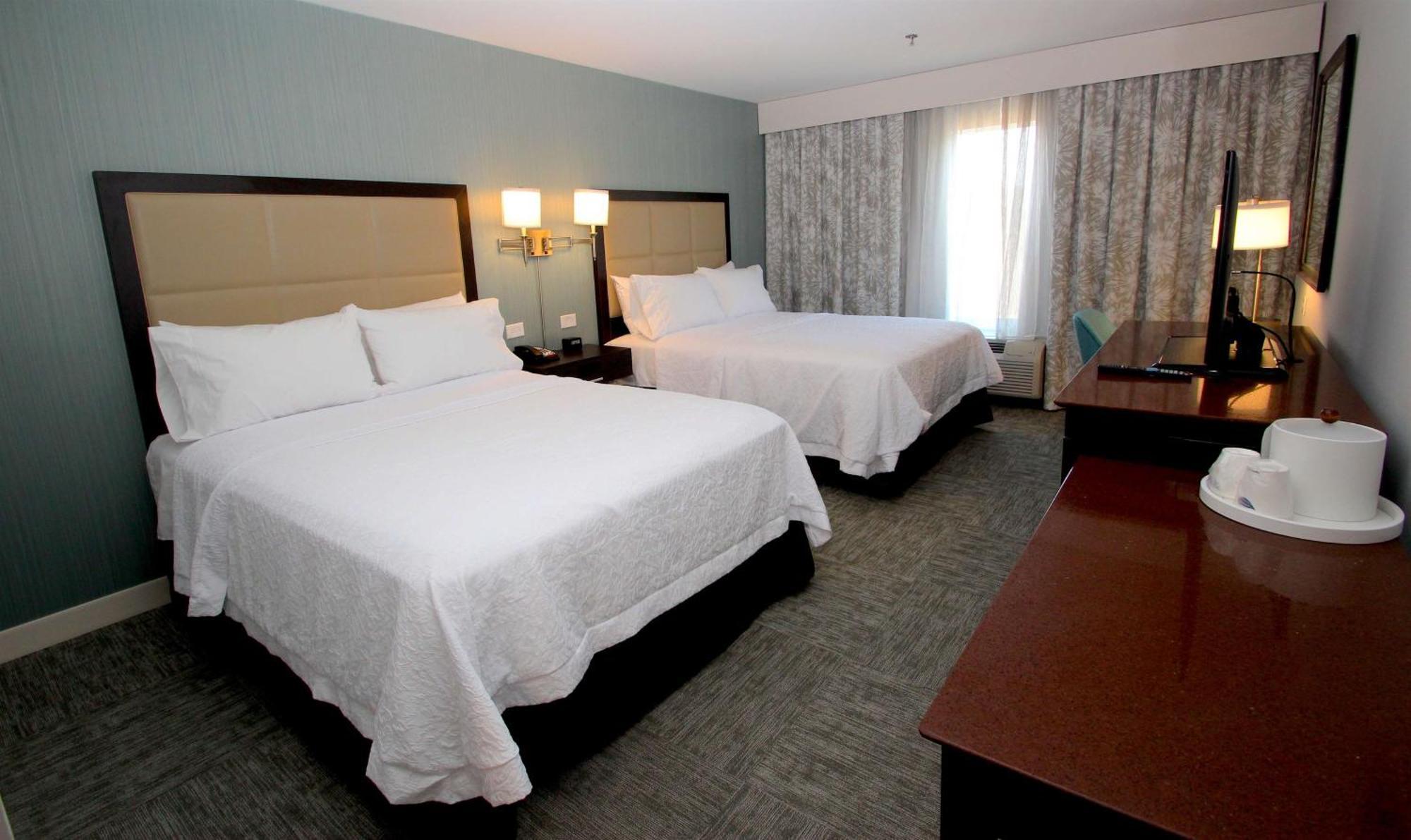 Hampton Inn- Suffolk Ngoại thất bức ảnh